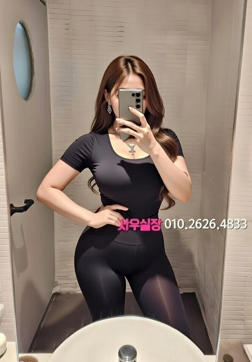 프리미엄 파트너 프로필 3 - 다양한 스타일의 매력적인 파트너